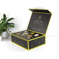 Op maat gemaakte zwarte vouwbare, stevige fruitverpakking met lint en matte laminatie voor de verpakking van verse producten