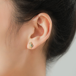 Boucles d'oreilles clous personnalisables en cuivre, version Inspiration Naturelle, en argent sterling S925 et époxy doré, motif hippocampe - Exclusives pour femmes - Product Image 2