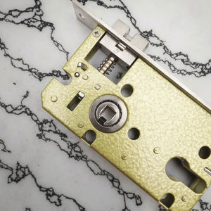 ファクトリーダイレクト<span class=keywords><strong>5845</strong></span>三角ラッチほぞ穴ドアロック本体ステンレス鋼201パネル木製ドア用サイレントラッチ - Product Image 2