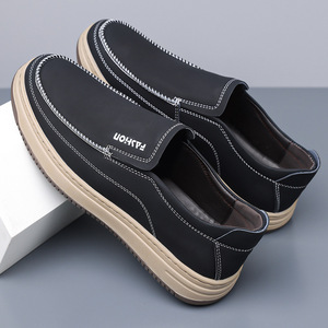 Mocassins pour hommes en cuir respirant, chaussures décontractées à talon bas, fabriqués à Wenzhou - Product Image 4