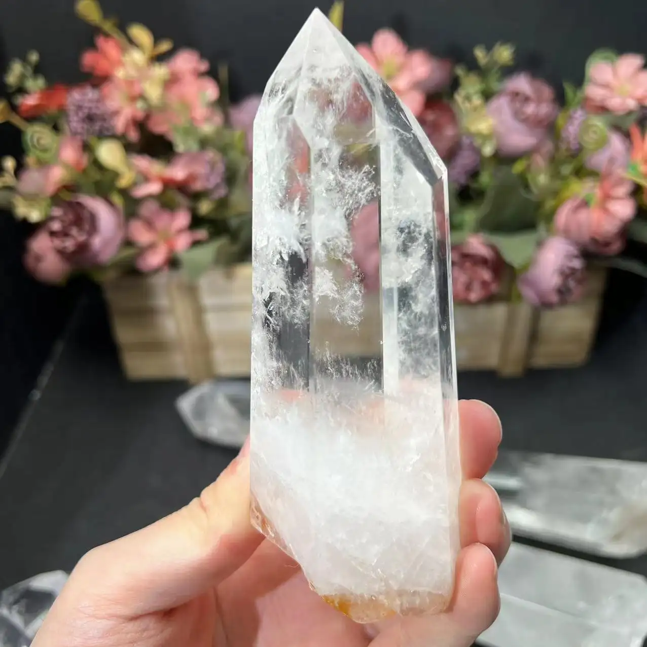 Torre de cuarzo transparente de punta de cristal de roca cruda natural al por mayor para decoración curativa