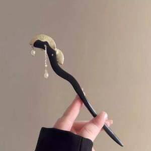 MIO Élégant <span class=keywords><strong>Perle</strong></span> Gland Fourchette <span class=keywords><strong>À</strong></span> Cheveux Style Chinois En Bois Cheveux Baguettes Alliage Double Ventilateur Fleur Épingles <span class=keywords><strong>À</strong></span> Cheveux Chignon Titulaire Bâton <span class=keywords><strong>À</strong></span> Cheveux - Product Image 5