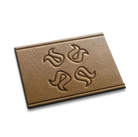 Étiquettes en cuir microfibre de haute qualité pour chapeaux et jeans, logo personnalisé, nom de marque, patchs en cuir gaufré écologiques