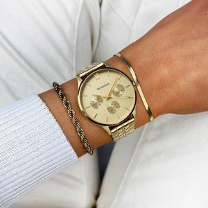 Montre pour femme, minimaliste, tendance 2023, entièrement en acier inoxydable, mouvement à quartz Miyota plaqué or 18 carats, résistance à l'eau 3 BAR, verre saphir. - Product Image 4