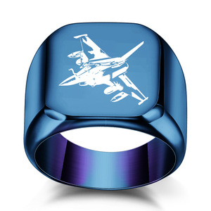Anillo personalizado de acero inoxidable con diseño de avión de combate cuadrado, 18 mm, color dorado, para mujer, regalo, joyería - Product Image 5