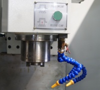 Harga Pabrik VMC500 Kecil Mesin Penggilingan CNC Pusat Mesin Vertikal untuk Pengolahan Logam