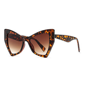 Nouvelles lunettes de soleil pour femmes en forme de papillon, monture en plastique noir, protection UV400, type 3, pare-soleil, design tendance pour une utilisation en extérieur - Product Image 5