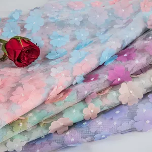 Tecido de tule respirável de secagem rápida cor gradiente com bordado de flores tecido de malha de casamento