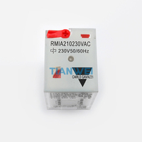 Relais électromécanique Carlo Gavazzi RMIA210230VAC Série RMIA DPDT 10A 230VAC Bobine 8 broches Relais intermédiaire industriel enfichable