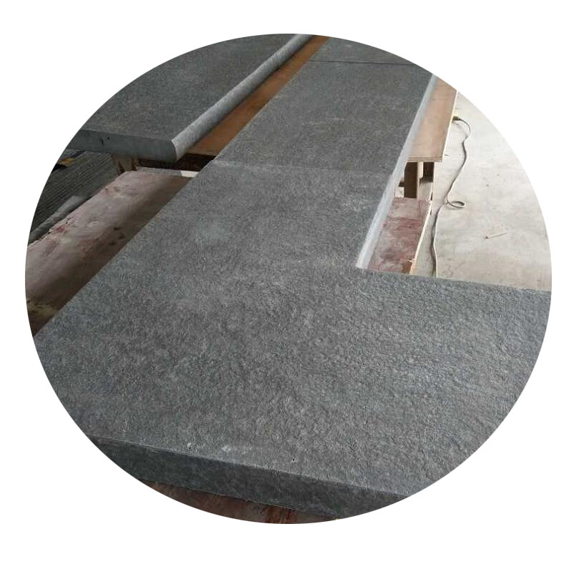 Темно-серый голубой камень для бассейна