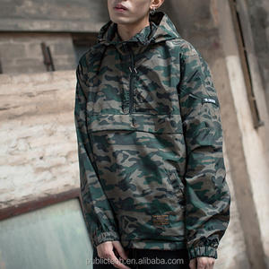 Vêtement de mode en gros, veste camouflage fine imperméable à fermeture éclair 1/4, veste coupe-vent camouflage pour homme, veste à enfiler - Product Image 3
