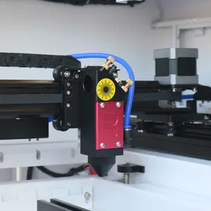 Mesin Pemotong Laser Co2 Desktop Redsail 20 "X 28" untuk Kayu Akrilik Perspex