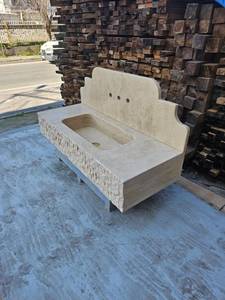 Vasque intégrée en marbre beige artisanal, lavabo de salle de bain en pierre naturelle, façade ciselée, sur mesure, durable - Product Image 6