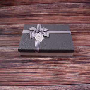 Logotipo personalizado de lujo rectángulo <span class=keywords><strong>para</strong></span> vestido con arco-nudo elegante mate embalaje caja de regalo - Product Image 4