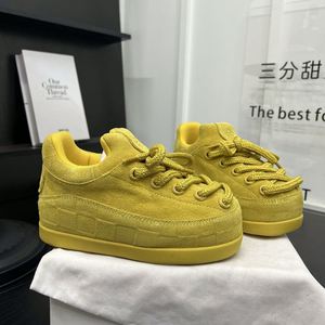 Zapatos Retro de Piel Auténtica 2025, Zapatillas Deportivas Casuales Unisex con Plataforma, Zapatos para Parejas con Suela Gruesa que Aumentan la Altura - Product Image 1