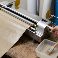 Machine manuelle en acier inoxydable pour l'application de colle à papier peint avec colle thermofusible, haute précision et utilisation facile