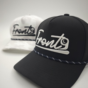Gorra de Golf de 5 Paneles con Diseño Moderno y Elegante, Logotipo Bordado Personalizado, MOQ Bajo, OEM, Perforada con Láser, Transpirable, Ropa Funcional de Alto Rendimiento - Product Image 4