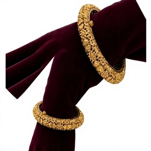 24K <b>Gold</b> Plated Flower Pattern <b>Bangle</b> Bracelets <b>Set</b> For Women Wedding Vintage Style Alloy Jewelry - Product Image 2