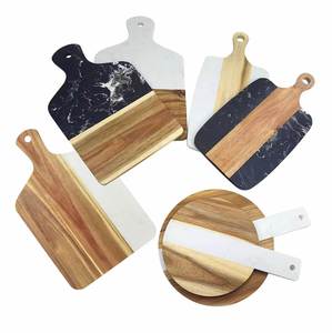 Planche à découper et à servir personnalisée en marbre et bois d'acacia pour la découpe et la préparation des aliments - Product Image 2