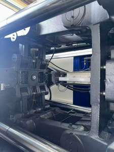 เครื่องฉีดพลาสติกแนวนอนมือสองจากเฮติ ขนาด 380 ตัน พร้อม PLC และเซอร์โวมอเตอร์ คุ้มค่าราคาประหยัด - Product Image 3