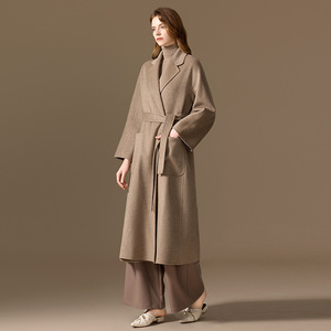 Abrigo de mujer de doble cara de Cachemira pura 100%, lana suelta larga clásica para Otoño e Invierno - Product Image 3
