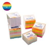Blocs-notes adhésifs carrés BIGOO avec design personnalisé dans une boîte en PVC 95x95mm Impression 4C pour usage bureautique et promotionnel