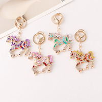 Porte-clés en cuivre émaillé couleur vent chinois avec diamant, pendentif de sac exquis, accessoires zodiaque Cheval, vente en gros CHY-6823