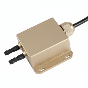 Transmisor de Nivel de Presión Diferencial Compacto Industrial de 4-20 mA y 0-5-4-5 V - Product Image 1