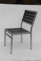 Vente en gros d'usine de meubles de patio Bistro Siège en bois plastique Chaise de salle à manger extérieure en bois aluminium