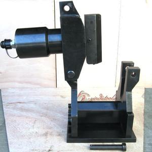 Máquina dobladora de barras hidráulica Yindutools YDB-150 de operación manual para barras de cobre - Product Image 3