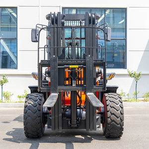 מכירת חיסול מלגזה 4x4 לכל סוגי השטח עם מנוע יפני, תקן EPA ו-EUR5, דיזל, 2.5 טון, 3 טון, 3.5 טון, לעבודה בתנאי שטח קשה, לתעשייה - Product Image 4