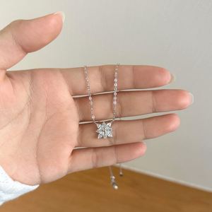 Dylam Fine Jewelry Factory Fabricant Fournisseur Personnalisable S925 Chaîne à maillons en argent 5A Zirconia Snowflake Pendant Colliers - Product Image 4