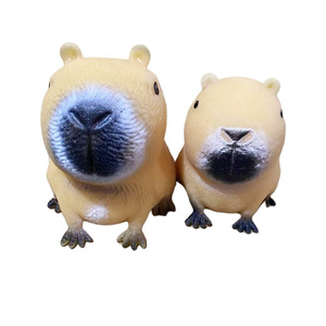 Mini Juguete de Capibara de TPR, Antiestrés para Niños y Adultos, Juguete Sensorial con Forma de Animal, para Estirar y Amasar - Product Image 4