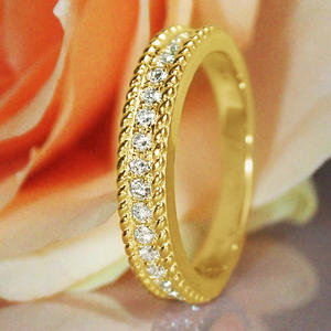 Anillo de Eternidad T0770 en Oro Amarillo con Diamantes Redondos de Corte Brillante en Engaste de Canal para Mujer, Joyería Fina para Bodas - Product Image 1