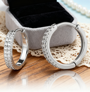 أقراط دائرية كبيرة الحجم من النحاس مطلية بالذهب عيار 18 قيراط بتصميم هندسي ملتوي مرصعة بالزركونيا المكعبة من راكول EP5615 للجنسين بأسلوب الهيب هوب - Product Image 4