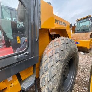 Dynapac CA251D 2018 Rouleau Vibratoire d'Occasion 92KW 4000KG Haute Puissance Doté d'un Moteur, d'une Pompe et d'un Moteur Électrique - Product Image 4