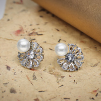 Anting-anting zircon potongan pir geometris mewah dan trendi untuk wanita, hadiah pernikahan, grosir perhiasan