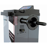 Équilibreuse de roues économique REEALSE CB-932B avec affichage numérique, précision de 1g, diamètre de pneu maximal de 950 mm et capacité de 65 kg