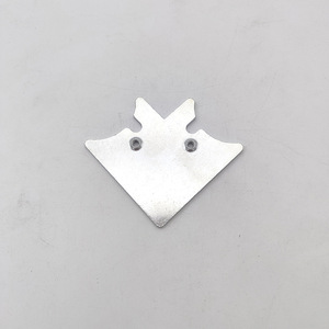 Supports d'angle en aluminium 83x40,6 mm nickelés pour fixation de porte - Accessoires de quincaillerie - Product Image 3
