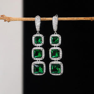 Pendientes Colgantes para Mujer E1744, Cuarzo Verde Arcoíris, Geométricos, de Lujo, con Engaste de Bisel, Joyería de Cristal para Fiesta - Product Image 4