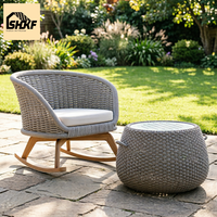 Ensemble de salon moderne en rotin avec table basse, design rond tressé, pieds en teck, coussin amovible, mobilier d'extérieur pour cour et resort