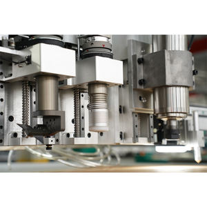 Boîtes en carton ondulé en vrac Conteneurs d'expédition <span class=keywords><strong>Colis</strong></span> Transport Emballage Boîte CNC Die Digital Cutter Machine <span class=keywords><strong>Traceur</strong></span> - Product Image 4