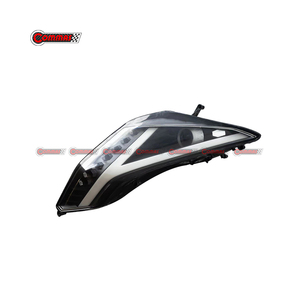 Kit carrosserie style Vene en fibre de carbone pour Lamborghini Aventador LP700 : Lame de pare-chocs avant, phares, capot, ailes et jupes latérales - Product Image 6