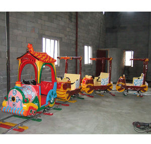 Tren de entretenimiento de hormigas eléctrico para niños paseo en parque temático tren de <span class=keywords><strong>coche</strong></span> eléctrico con tractor - Product Image 5