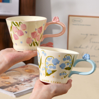 Tasse à café en céramique avec poignée en forme de fleur, peinte à la main, motif floral, élégante tasse à eau pour le petit-déjeuner, pour la maison