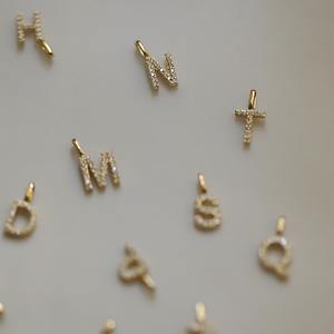 <span class=keywords><strong>Lovestory</strong></span> B4529 Colgante Clásico Infantil de Oro Real de 9k con Letra Inicial de la A a la Z y Circonita, Certificado NGTC, para Collar, Regalo - Product Image 5