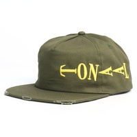 Gestoorde Flat Brim Snapback Pet met Aangepaste Borduurlogo Vintage Katoen Streetwear Baseball Cap voor Heren