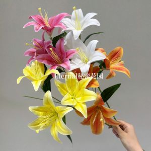 ดอกลิลลี่ประดิษฐ์แบบก้านเดี่ยว สำหรับตกแต่งงานแต่งงาน สีขาว เหลือง ส้ม ชมพู จาก Secret Garden - Product Image 1