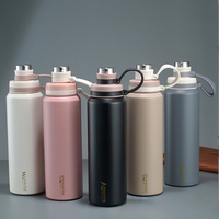 Bouteille d'eau isotherme élégante en acier inoxydable de qualité supérieure avec poignée portable pour un usage quotidien et les activités de plein air
