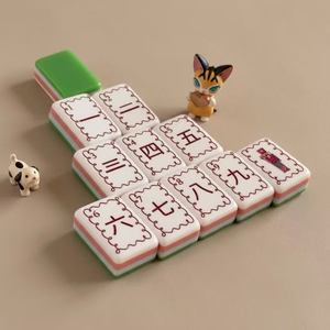 Venta al por mayor en stock: Juego de fichas de Mahjong de Navidad americano de lujo, personalizadas, grabadas, de acrílico 160/166 - Product Image 4